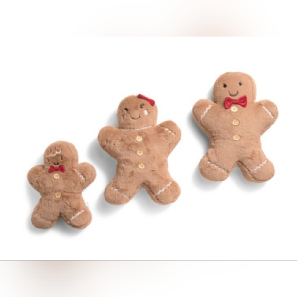 Martha Stewart Gingerbread Family Set of 3 Boy/Girl/Child Christmas Pillows NWT